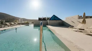 Reveron Plaza