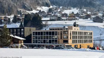 Revier Mountain Lodge Mon