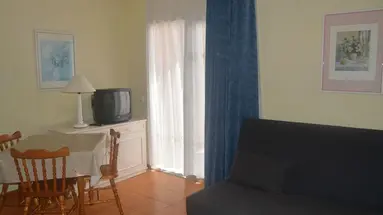RF Apartamentos Bambi