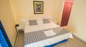 RF Apartamentos Bambi