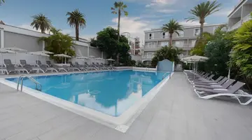 RF Hotel San Borondon
