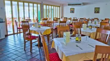 RF Hotel San Borondon