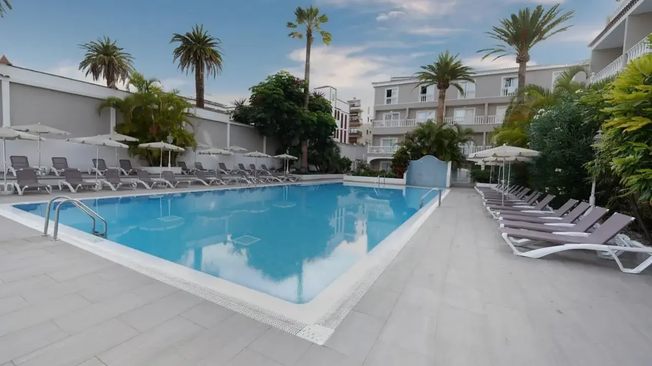 RF Hotel San Borondon
