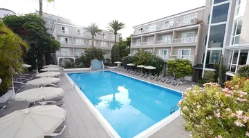 RF Hotel San Borondon