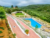 RG Village Crete