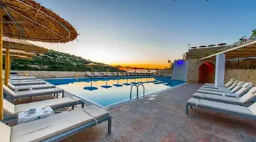 RG Village Crete