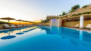 RG Village Crete