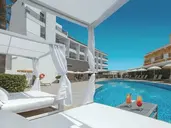 RH Boutique Portocristo