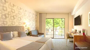 RH Corona del Mar