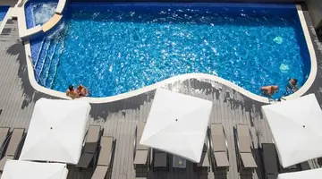 RH Vinaros Aura