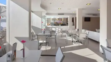 RH Vinaros Aura