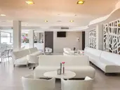 RH Vinaros Aura