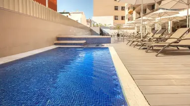 RH Vinaros Aura