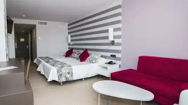 RH Vinaros Aura