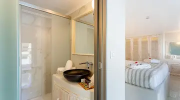 Rhodos Horizon City- Adults only