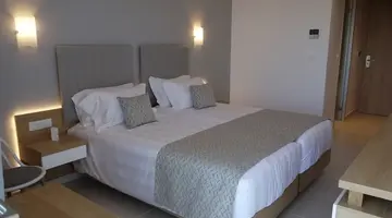 Rhodos Horizon City- Adults only