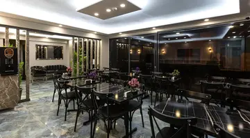 Ria Suites Hotel