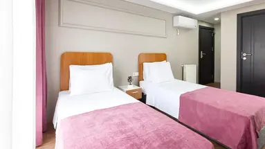 Ria Suites Hotel
