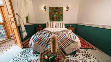 Riad Kiyanjana