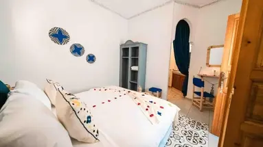 Riad Kiyanjana