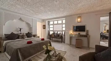 Riad Star