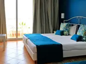 RIADH MENINX DJERBA