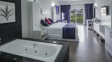 RIU PALACE ANTILLAS