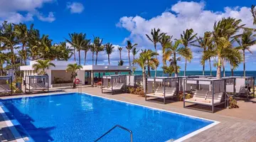 RIU Palace