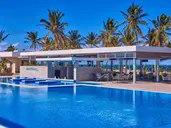 RIU Palace