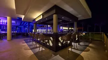 RIU Palace