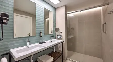 RIU Turquoise