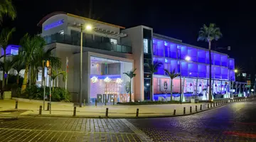 RIVER ROCK HOTEL