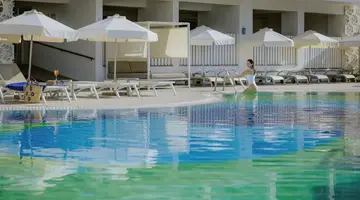 River Rock Hotel