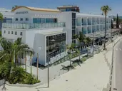 RIVER ROCK HOTEL