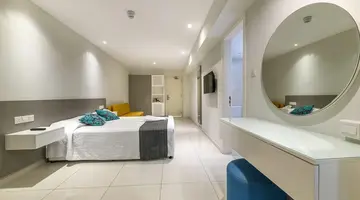 River Rock Hotel