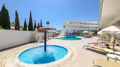 River Rock Hotel