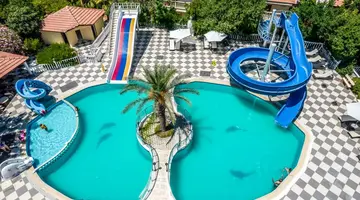 RIVERSIDE GARDEN RESORT