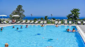 RIVERSIDE GARDEN RESORT