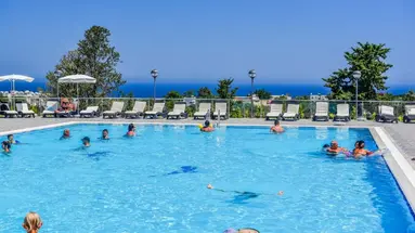 RIVERSIDE GARDEN RESORT