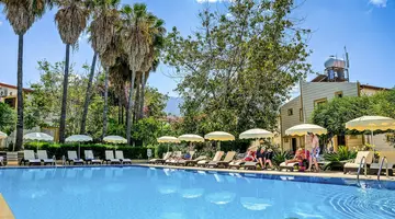 Riverside Garden Resort