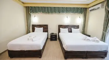RIVERSIDE GARDEN RESORT