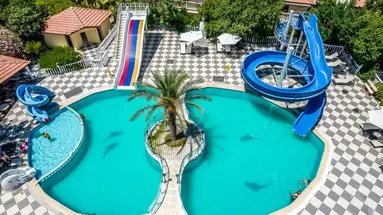 RIVERSIDE GARDEN RESORT