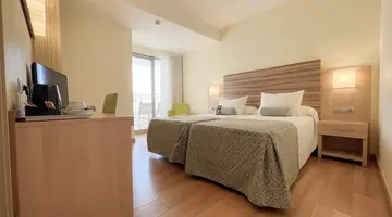 Riviera Beach (Adults Only)