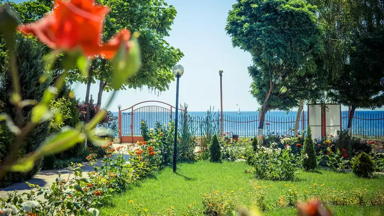 Riviera Fort Beach