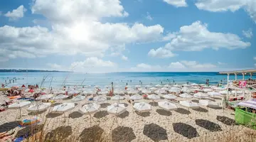 Riviera Fort Beach