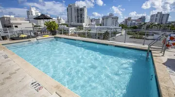 Riviera Hotel South Beach