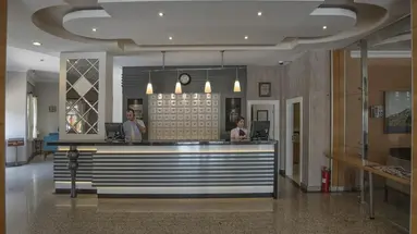 RIVIERA HOTEL & SPA