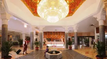 Riviera Hotel