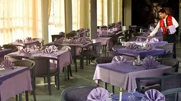 Riviera Hotel
