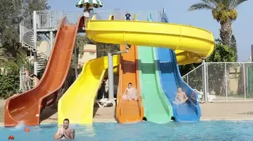 Riviera Hotel